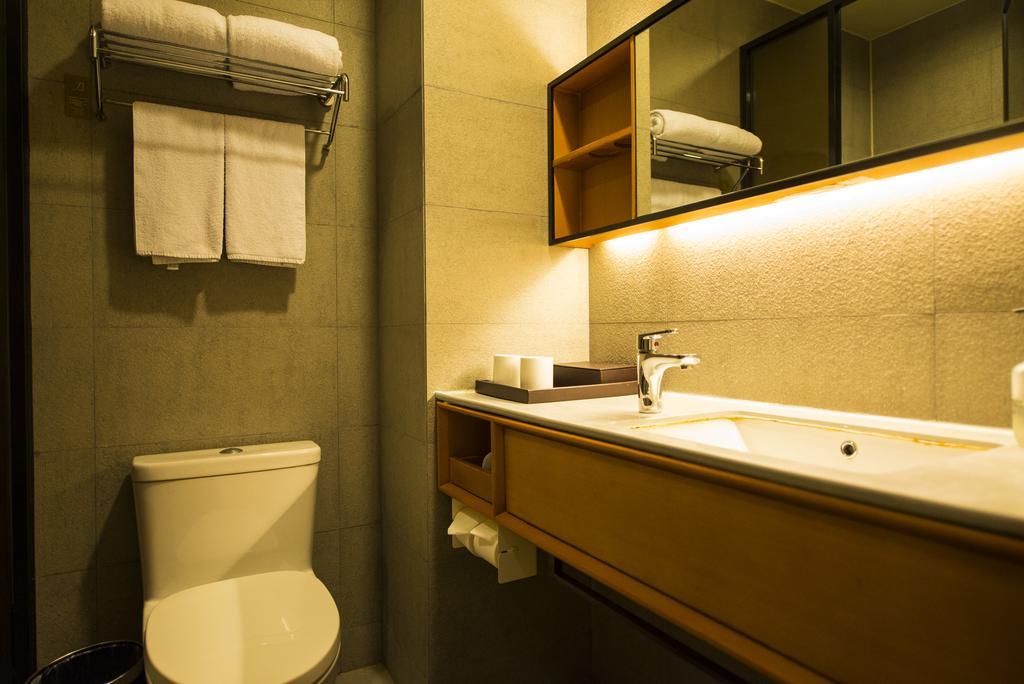 Ji Hotel Kunming Green Lake Branch Dış mekan fotoğraf